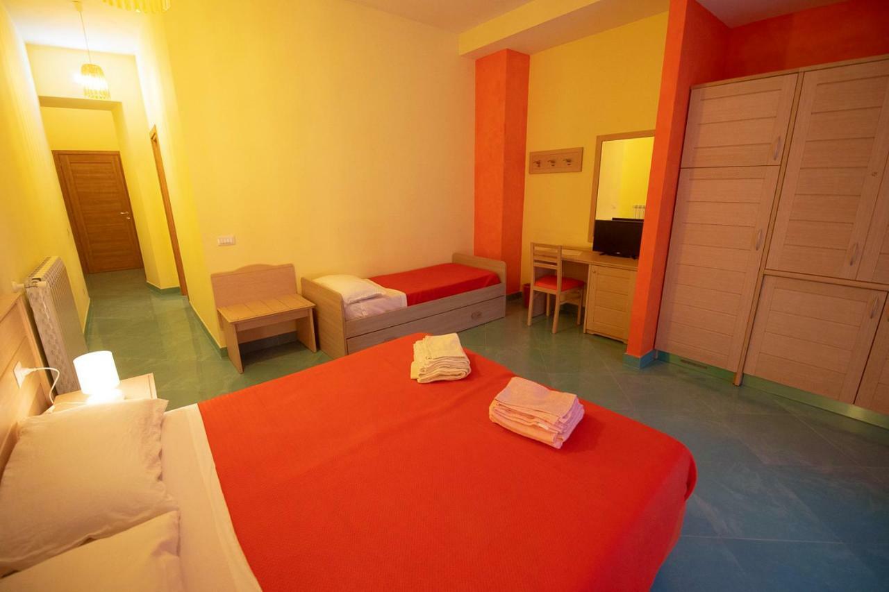 B&B Al Centro Storico Napoli Eksteriør billede